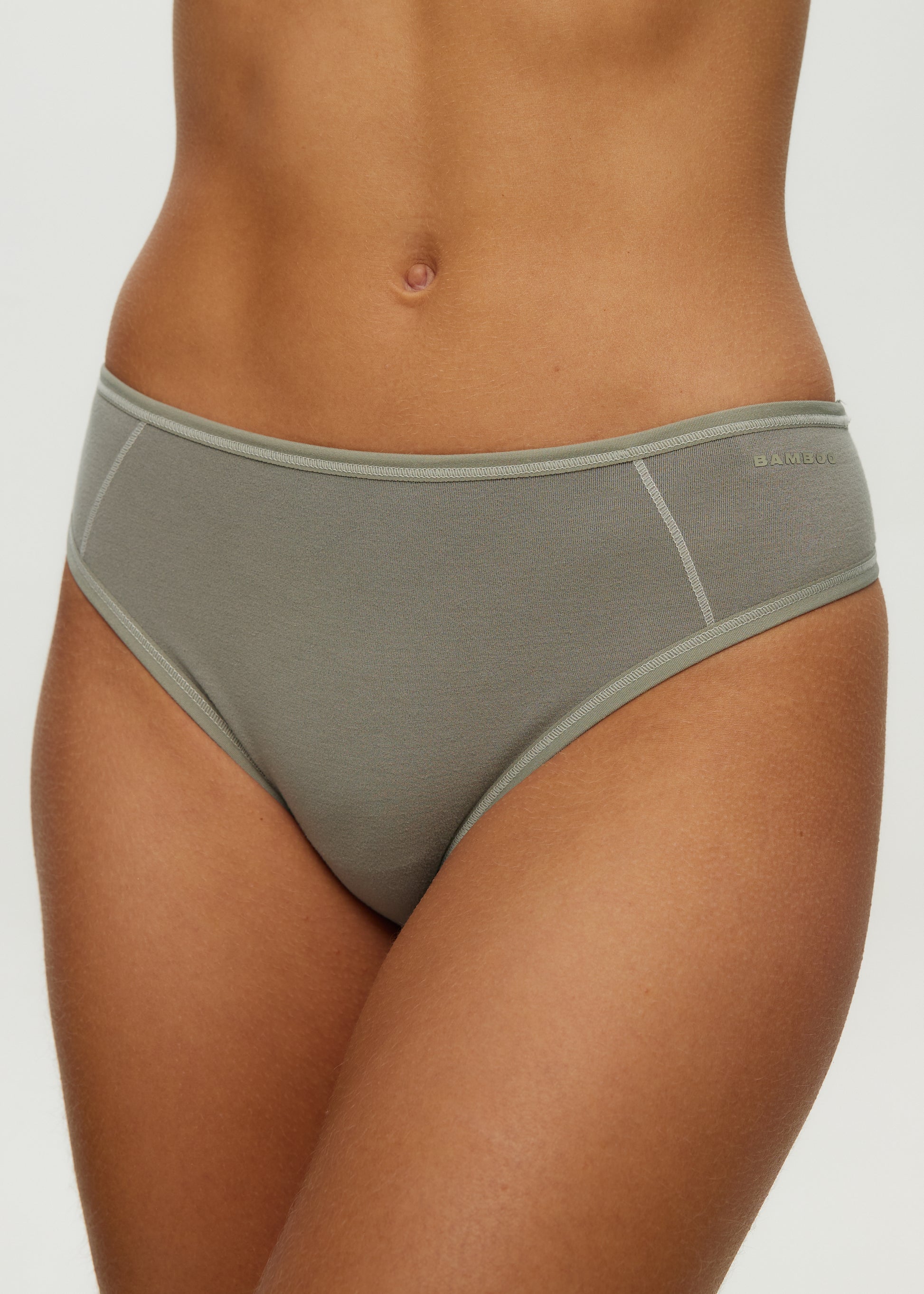 Seamless High Waisted Cheeky Brief